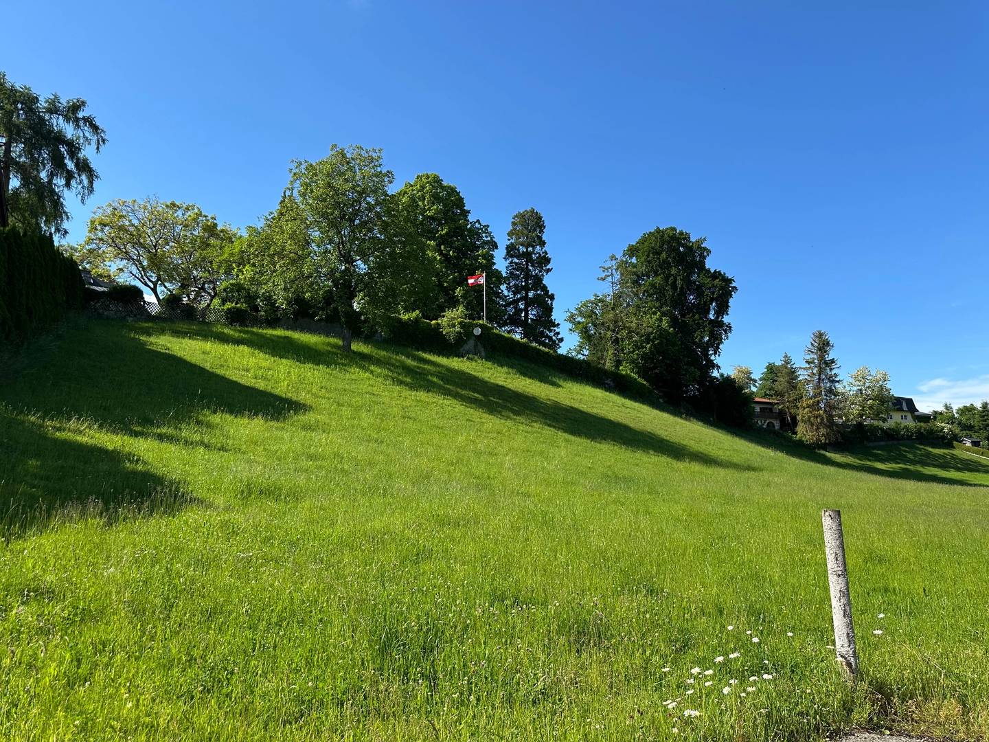 Traunsee building plot with lake view