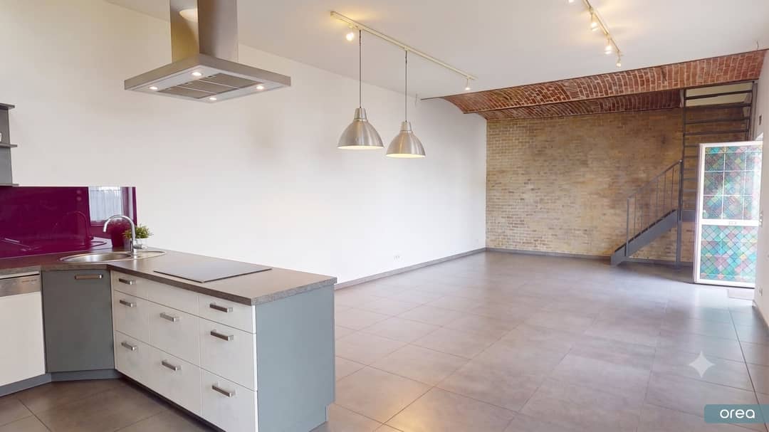 Wohnung ruhige Hoflage privater Pool und Sauna