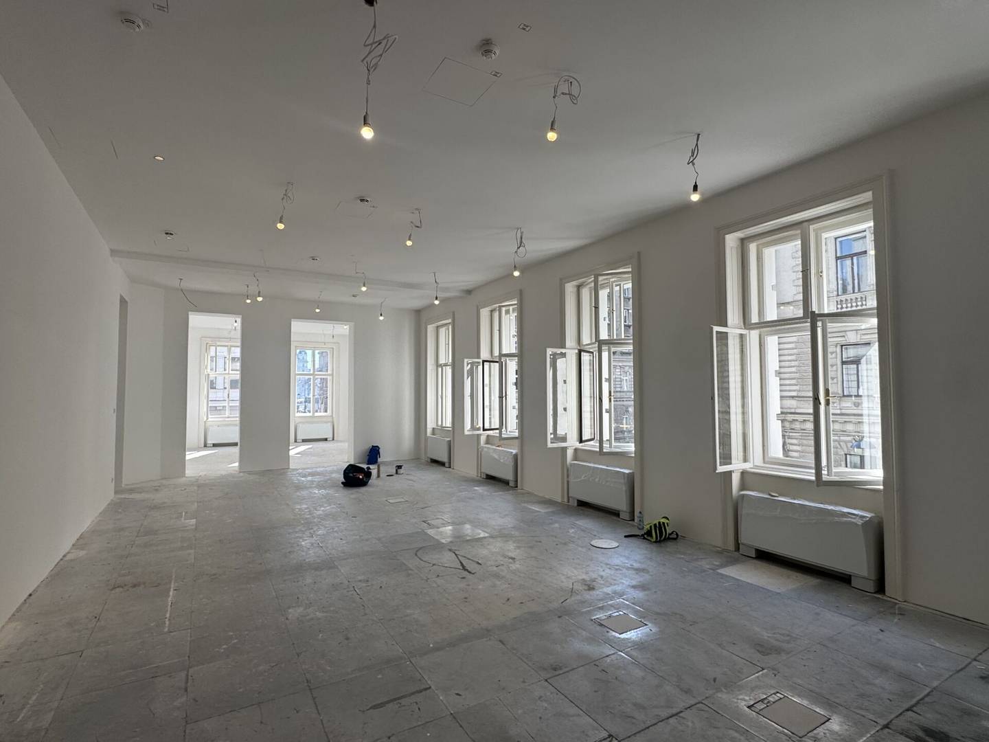 Office spaces at Rathaus, 662m²