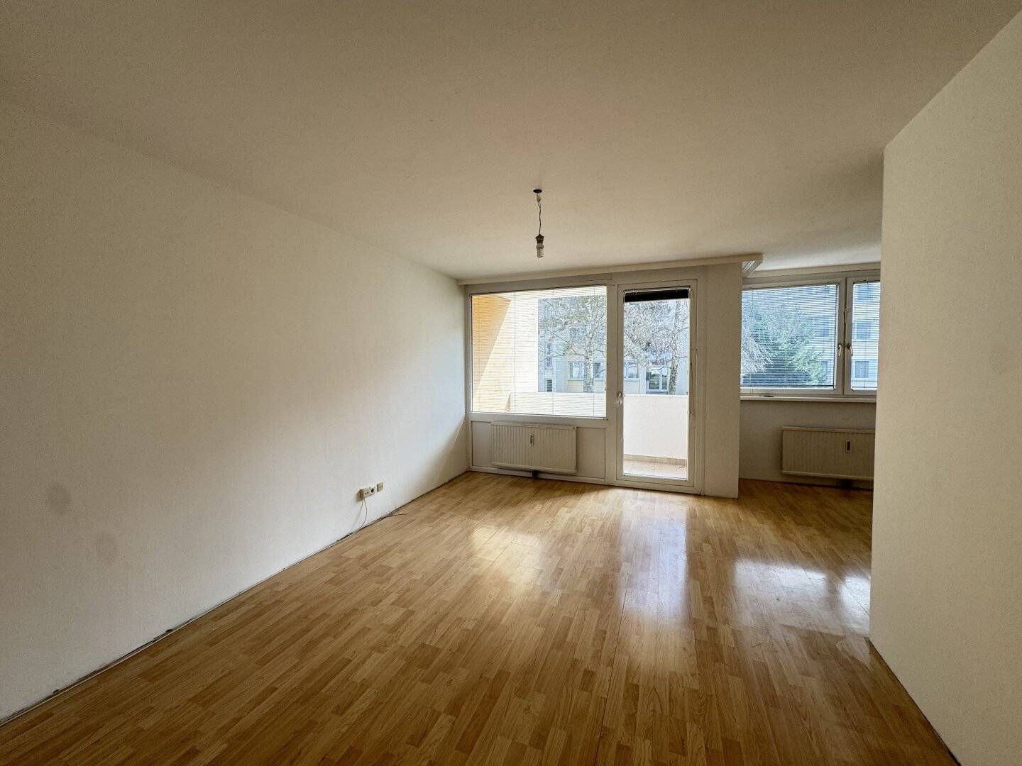 Erdgeschosswohnung mit Loggia Südostausrichtung