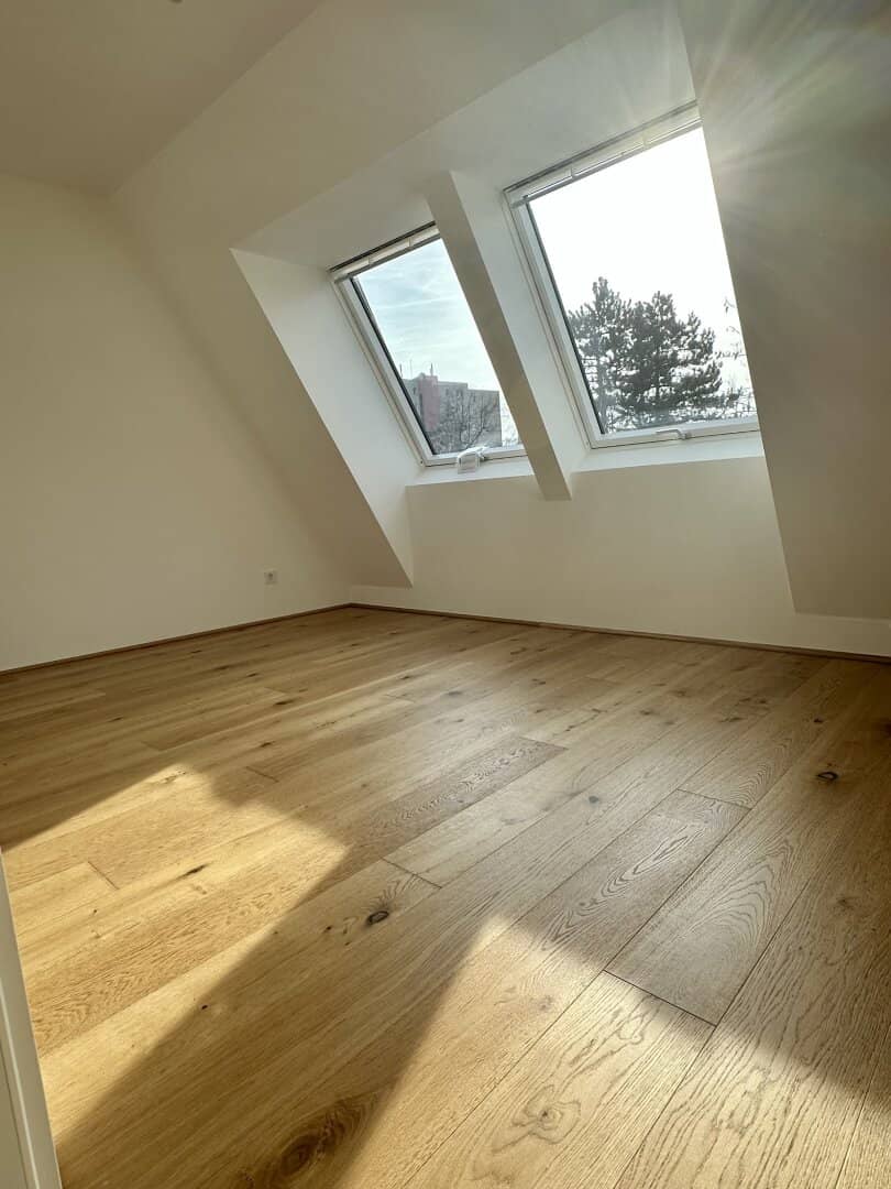Wohnung first occupancy near U1