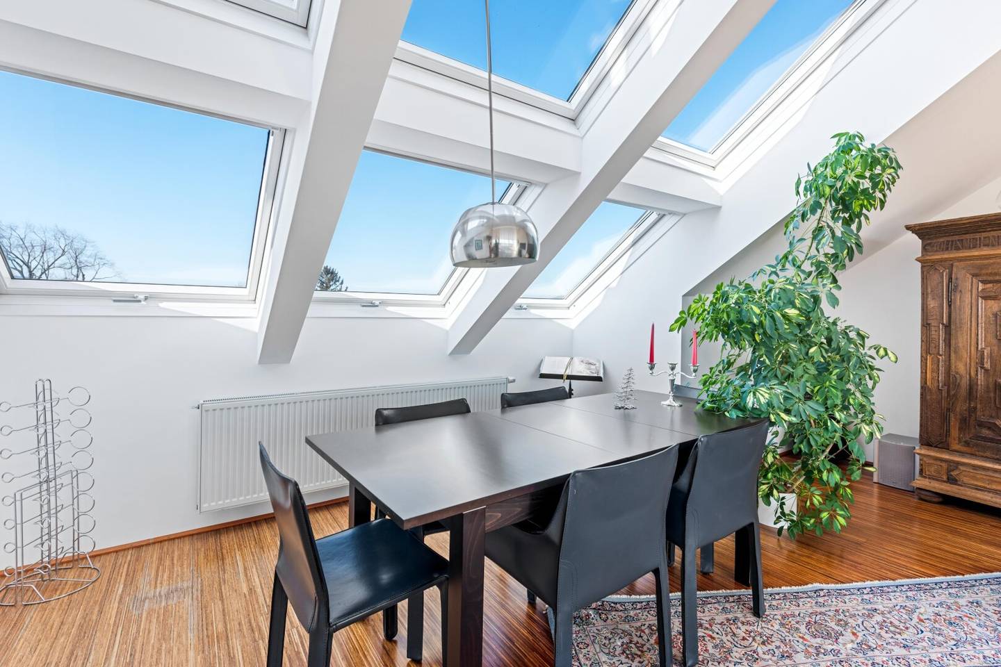 Maisonette terrace view lift access