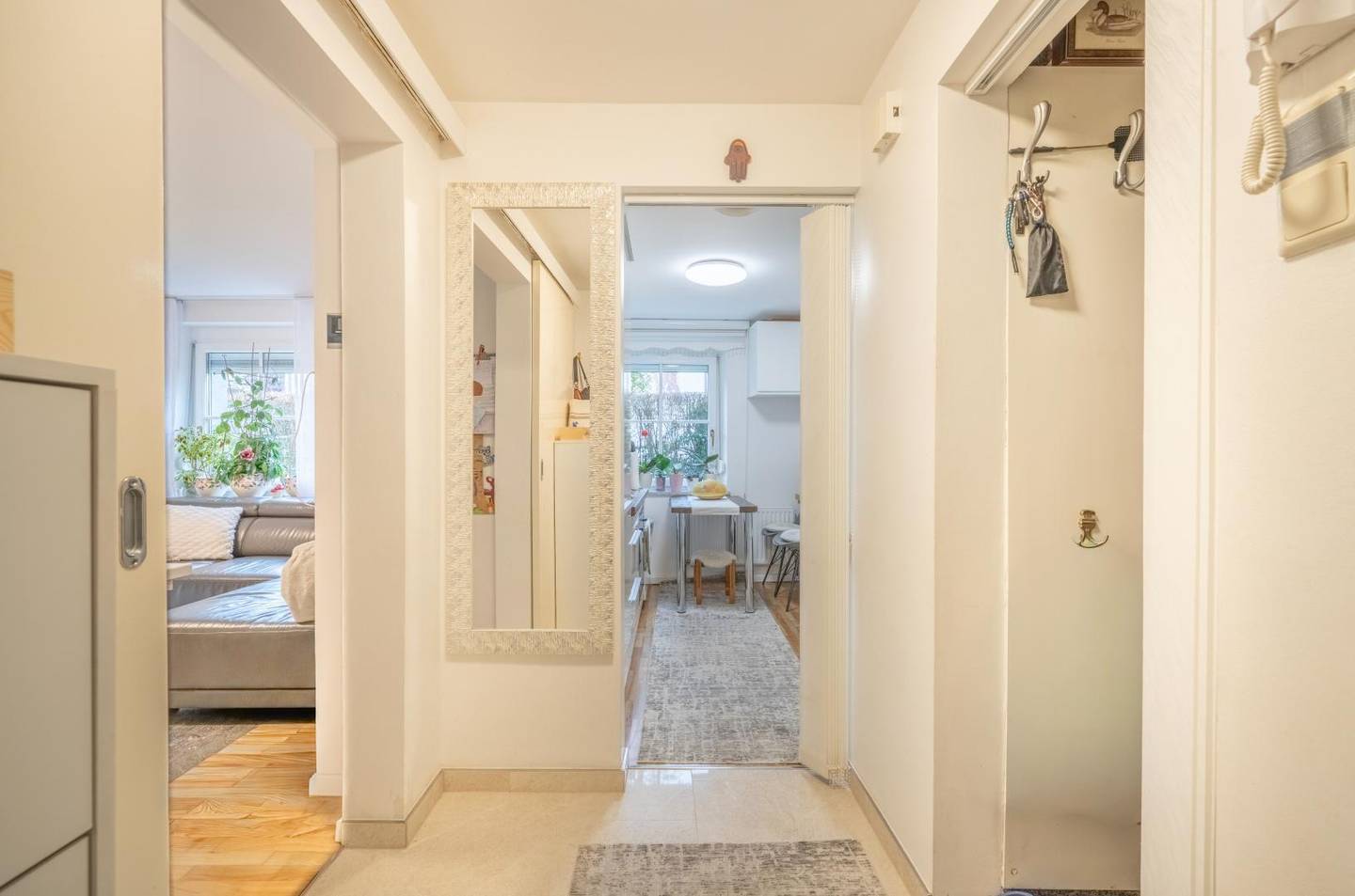 Apartment with garden access in Salzburg Itzling