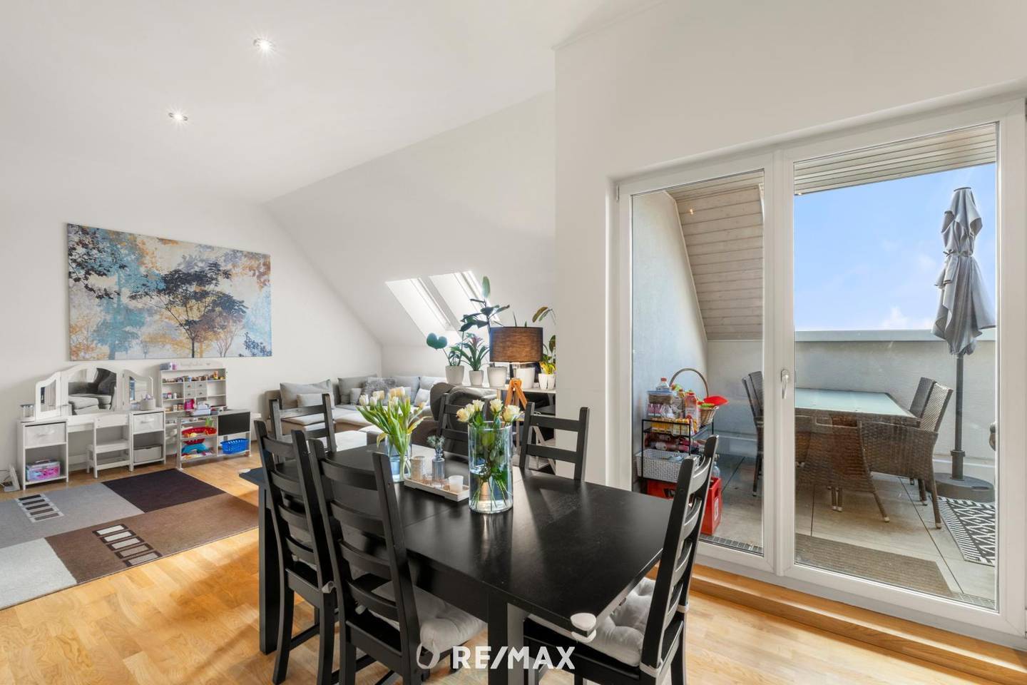 Attic apartment terrace Schlossberg view