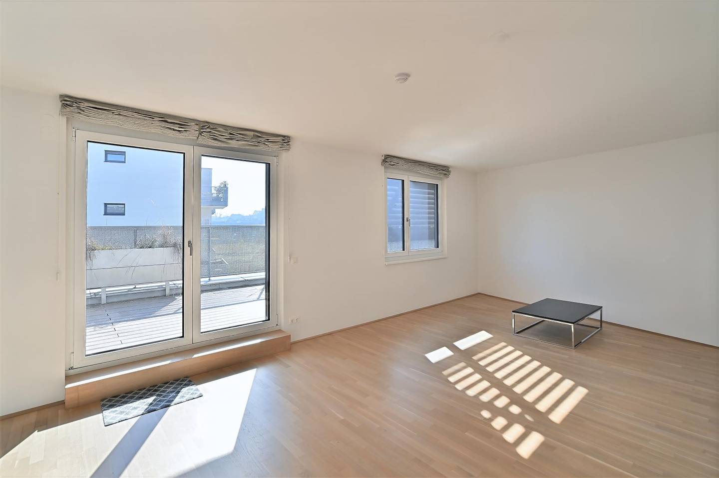Top floor apartment with terrace and garage
