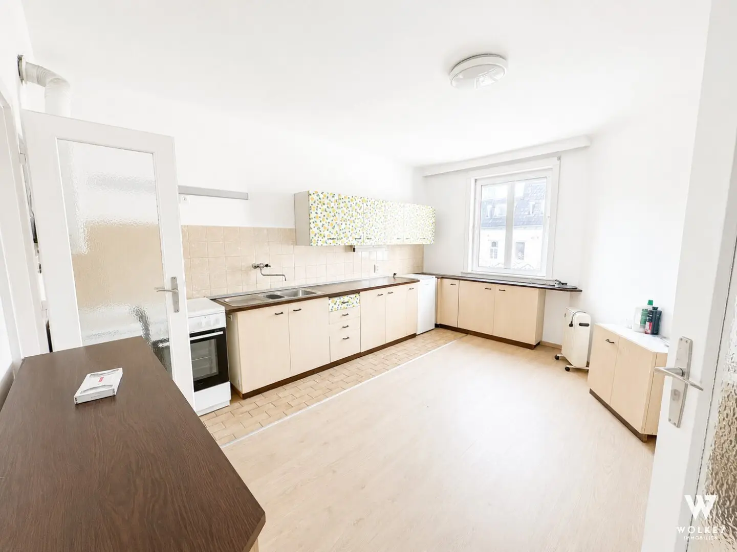 Wohnung nahe U6 Niederhofstraße Helle Räume