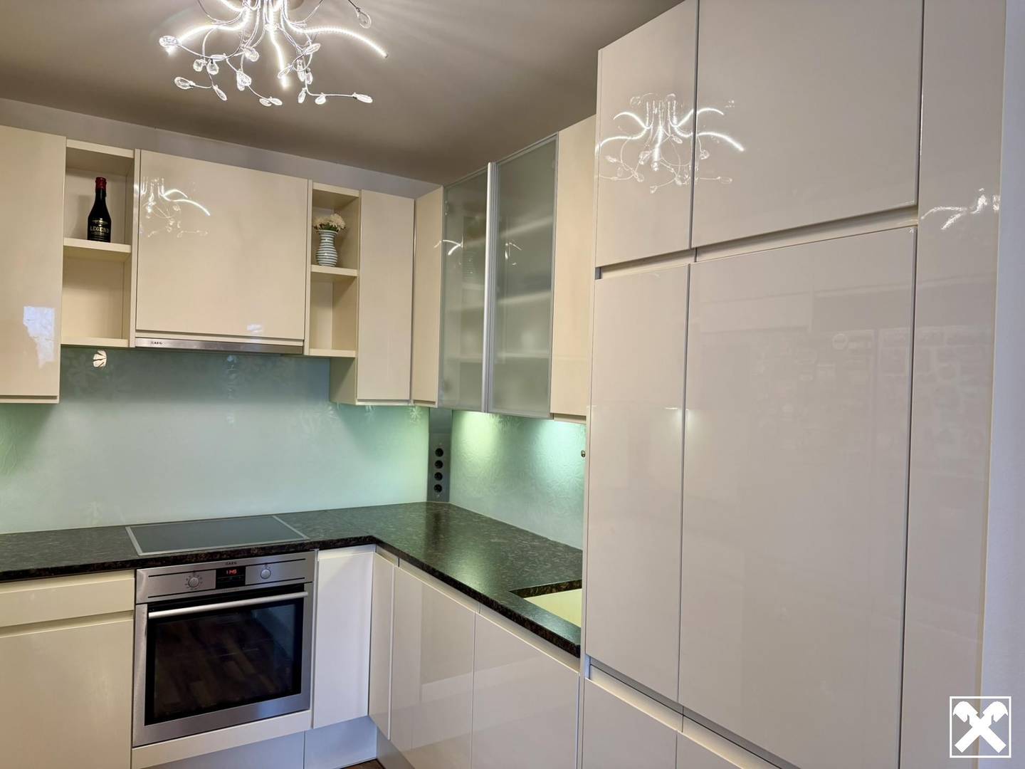 Modern new-build apartment with loggia near Vierthalerpark