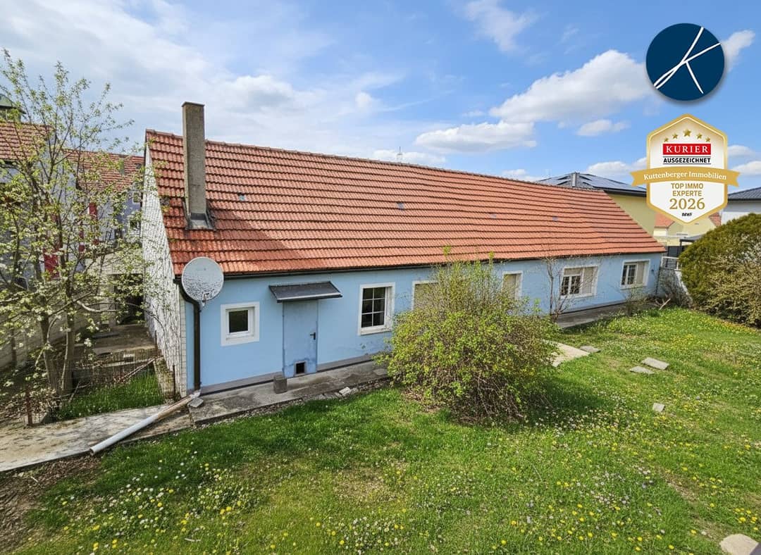 Sanierungsbedürftiges Haus mit Garten