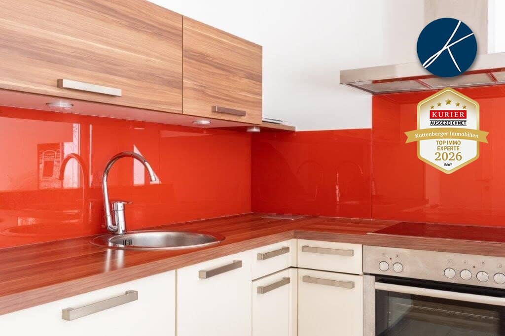 Neuwertige Erdgeschosswohnung mit Garten und Terrasse