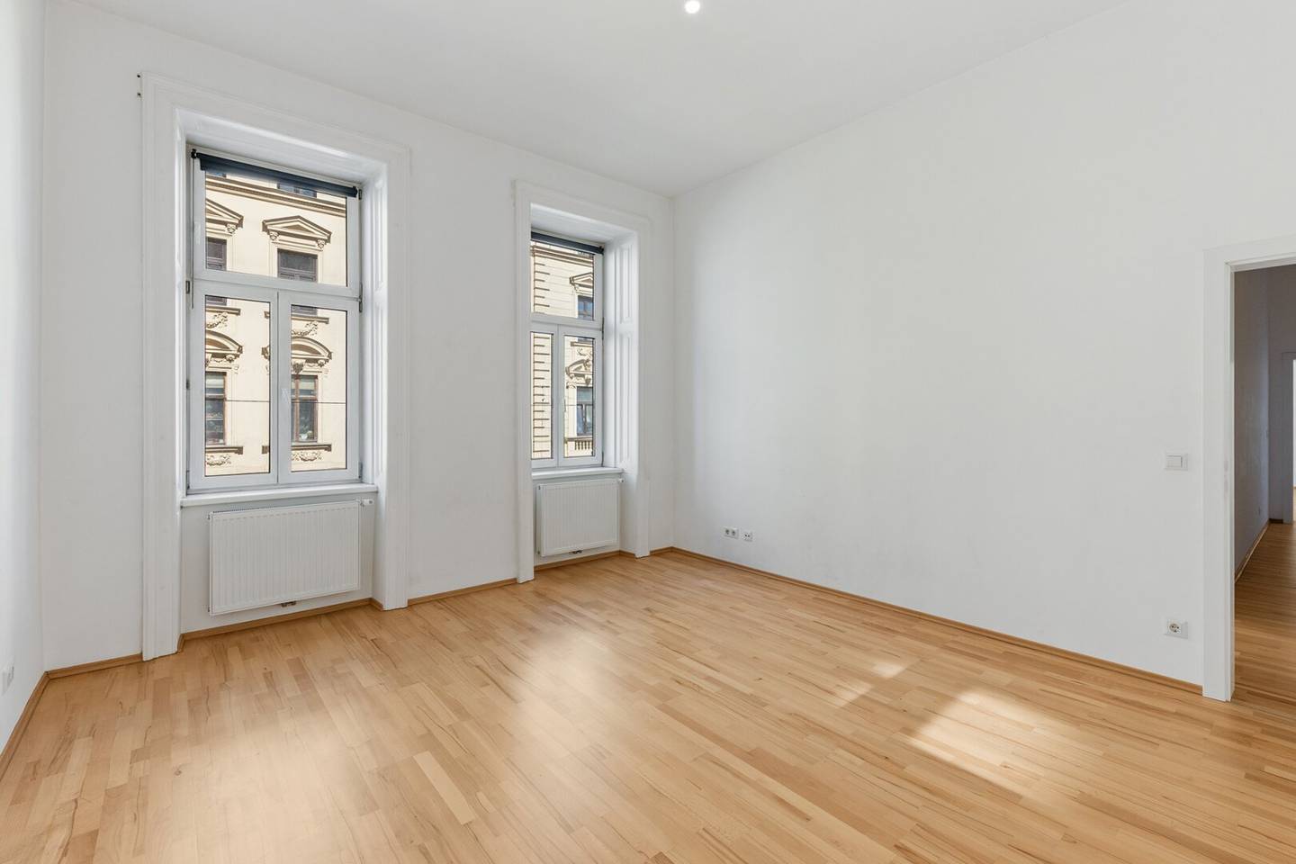 Apartment in a Gründerzeithaus near Währinger Park