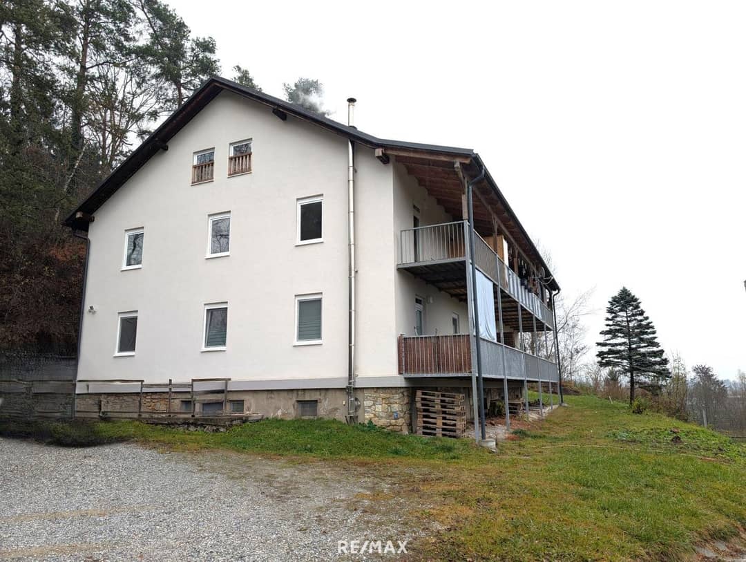 Bright 2-room flat with terrace in Bärnbach