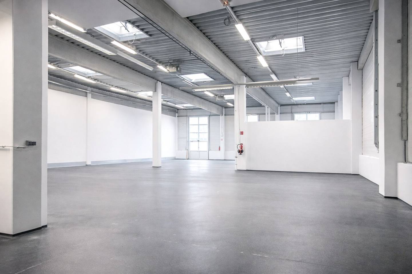 Warehouse+Office 570m² Wr. Neudorf