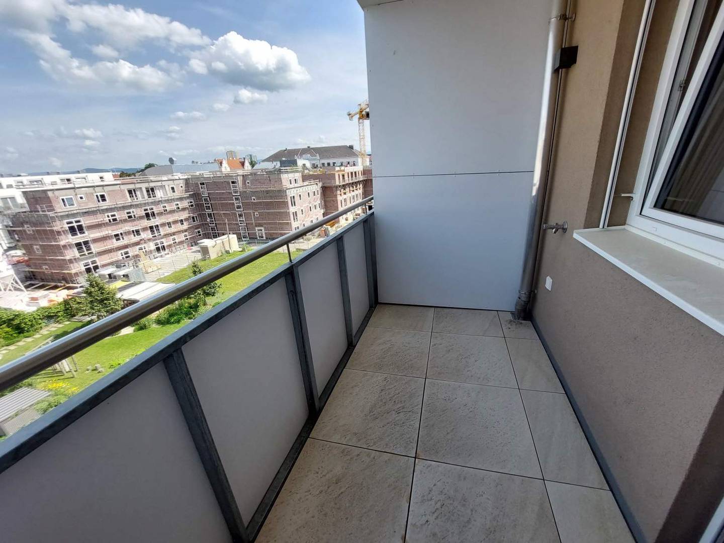 Dachgeschosswohnung bright with terrace in the center