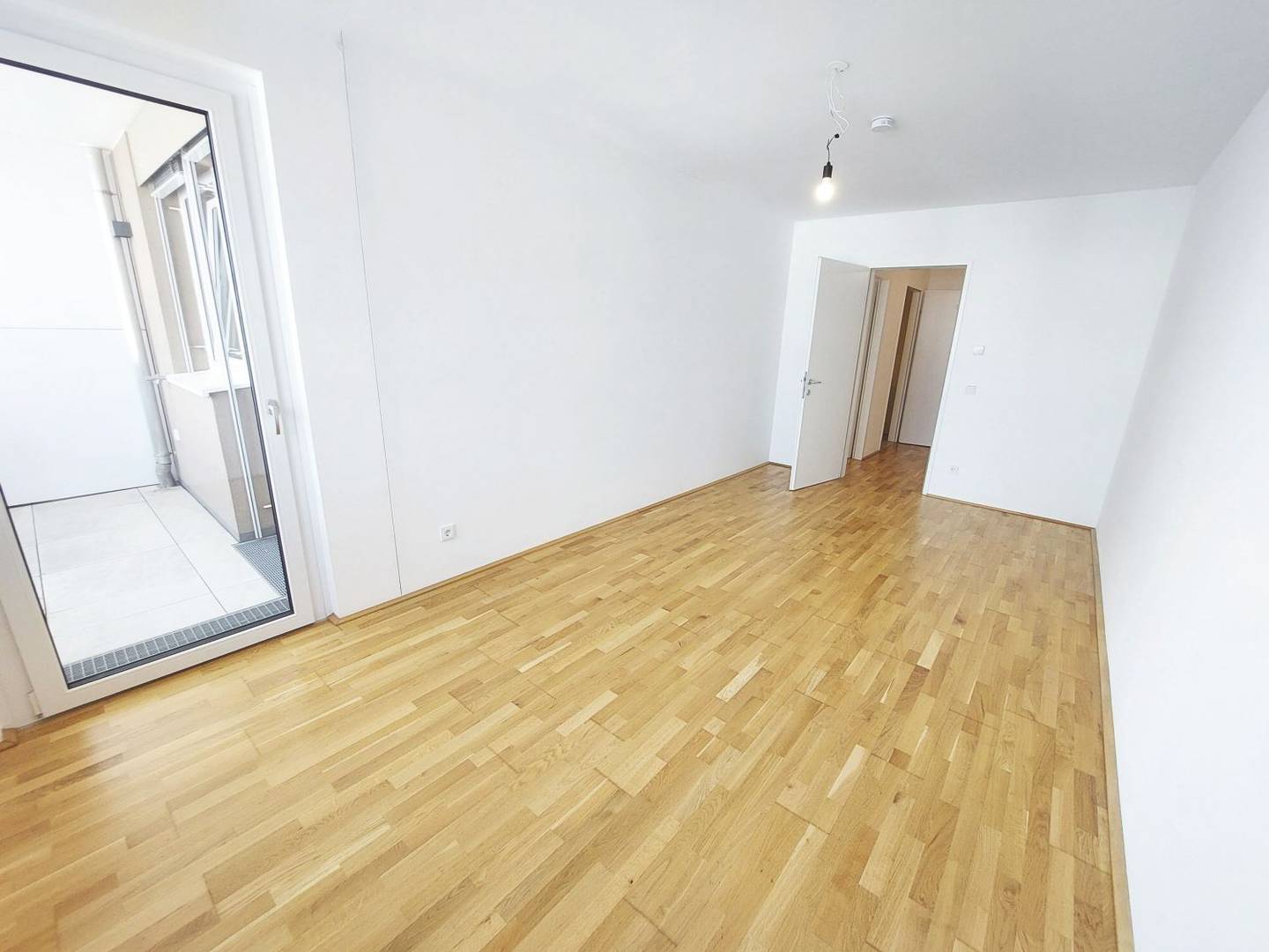 Dachgeschosswohnung bright with terrace in the center