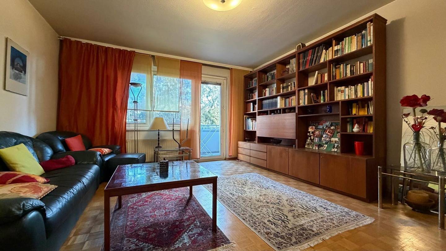 Wohnung Sonnige Loggia Grünblick Vollmöbliert