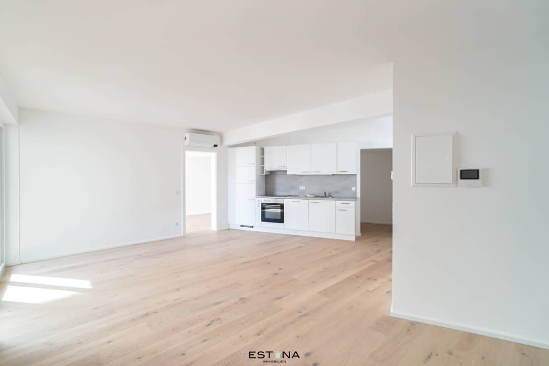 Old building apartment first occupancy loggia