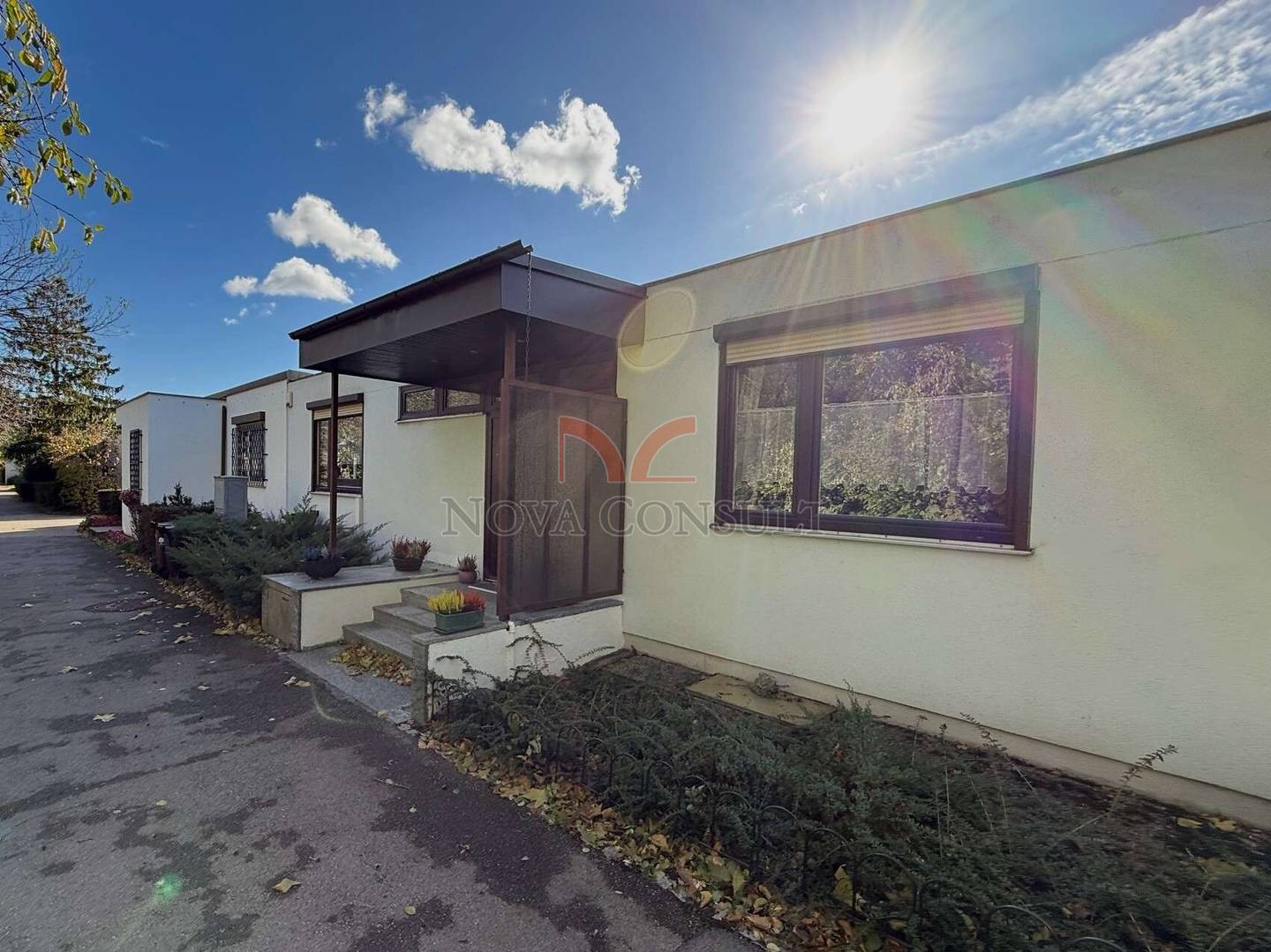 Südstadt Bungalow w. Pool & Sauna