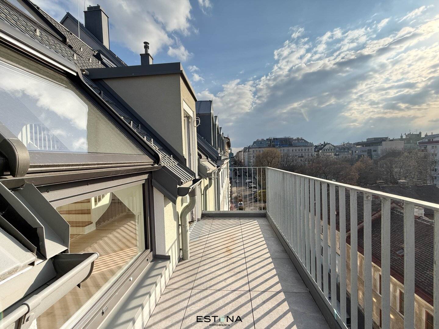 Dachgeschosswohnung Erstbezug ruhige Lage Terrasse