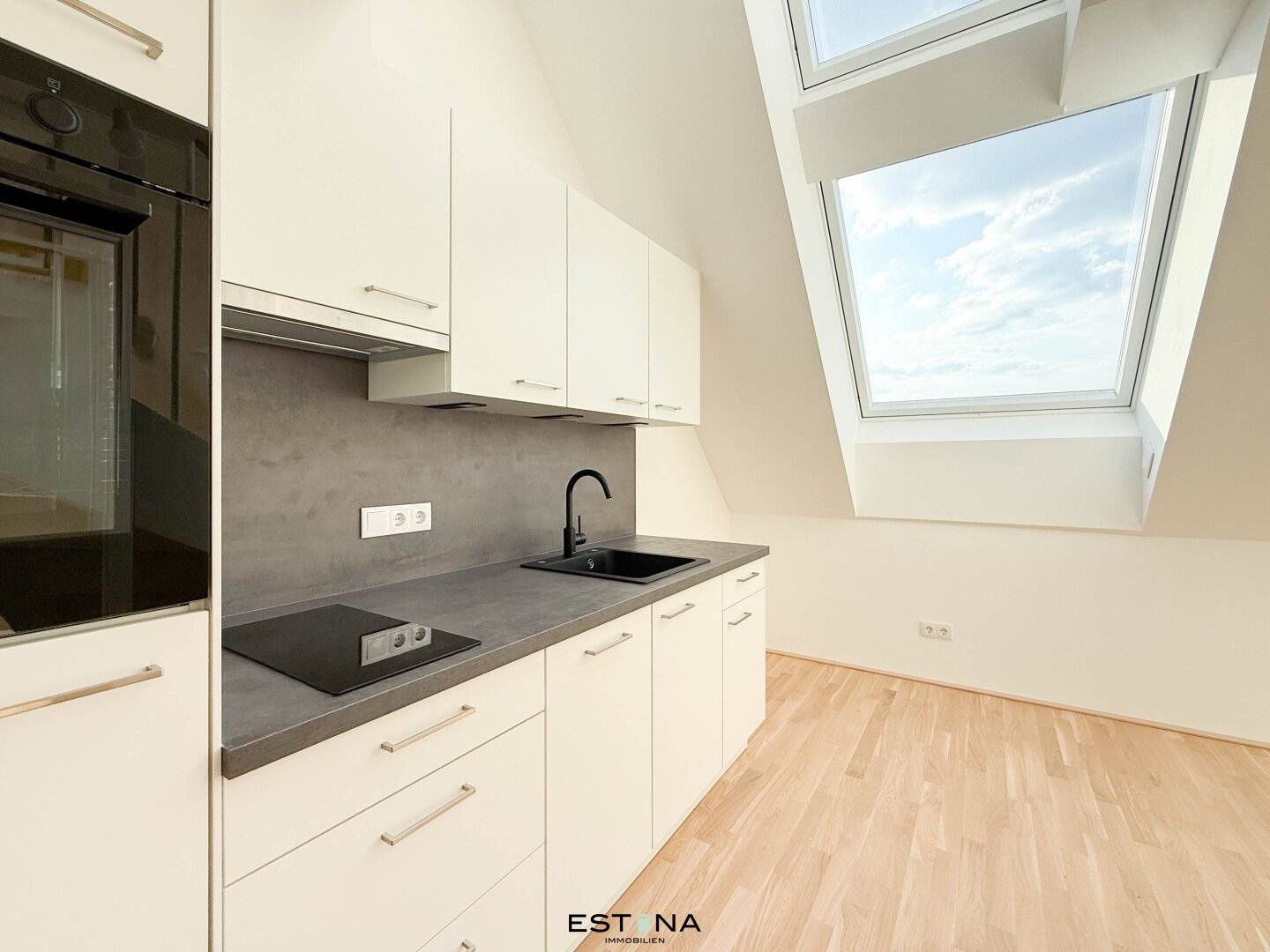 Dachgeschosswohnung Erstbezug ruhige Lage Terrasse