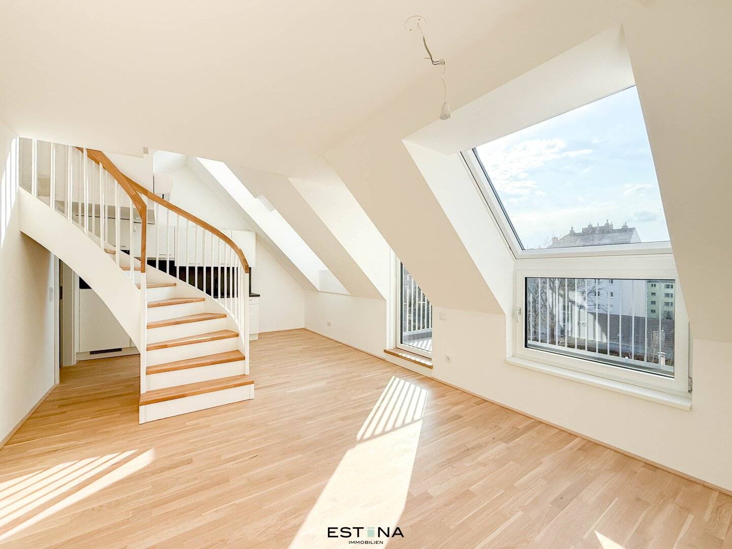 Dachgeschosswohnung Erstbezug ruhige Lage Terrasse