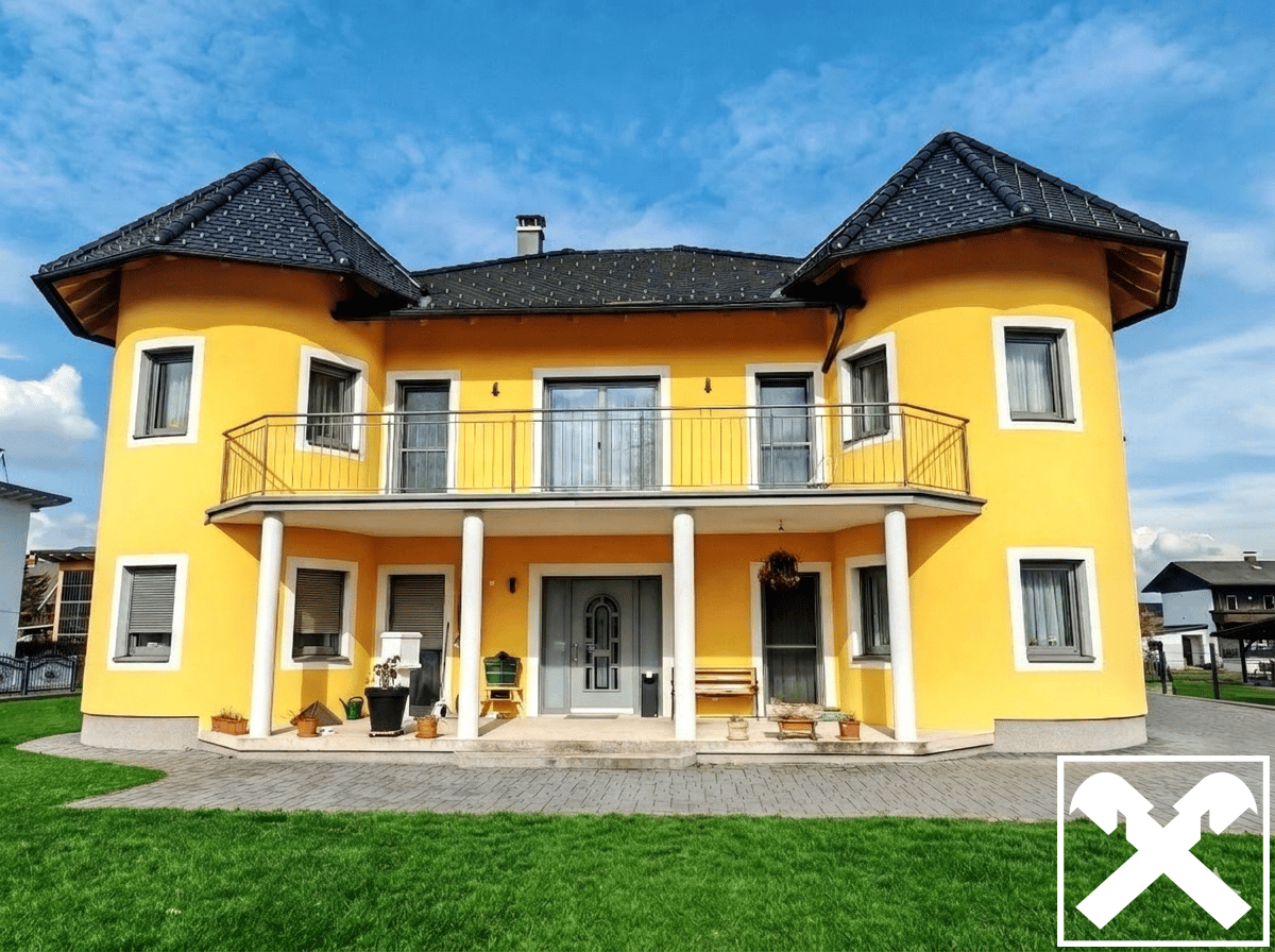 Anwesen in Klagenfurt mit Garten und Garage