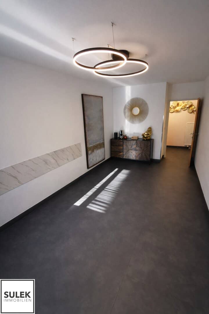 Apartment with south facing loggia in quiet location
