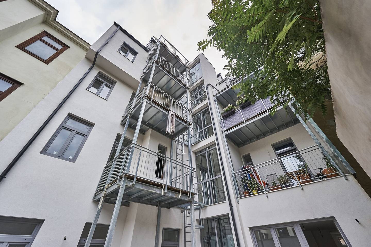 Historic Altbau Gem with New Extension in Vienna Hernals
