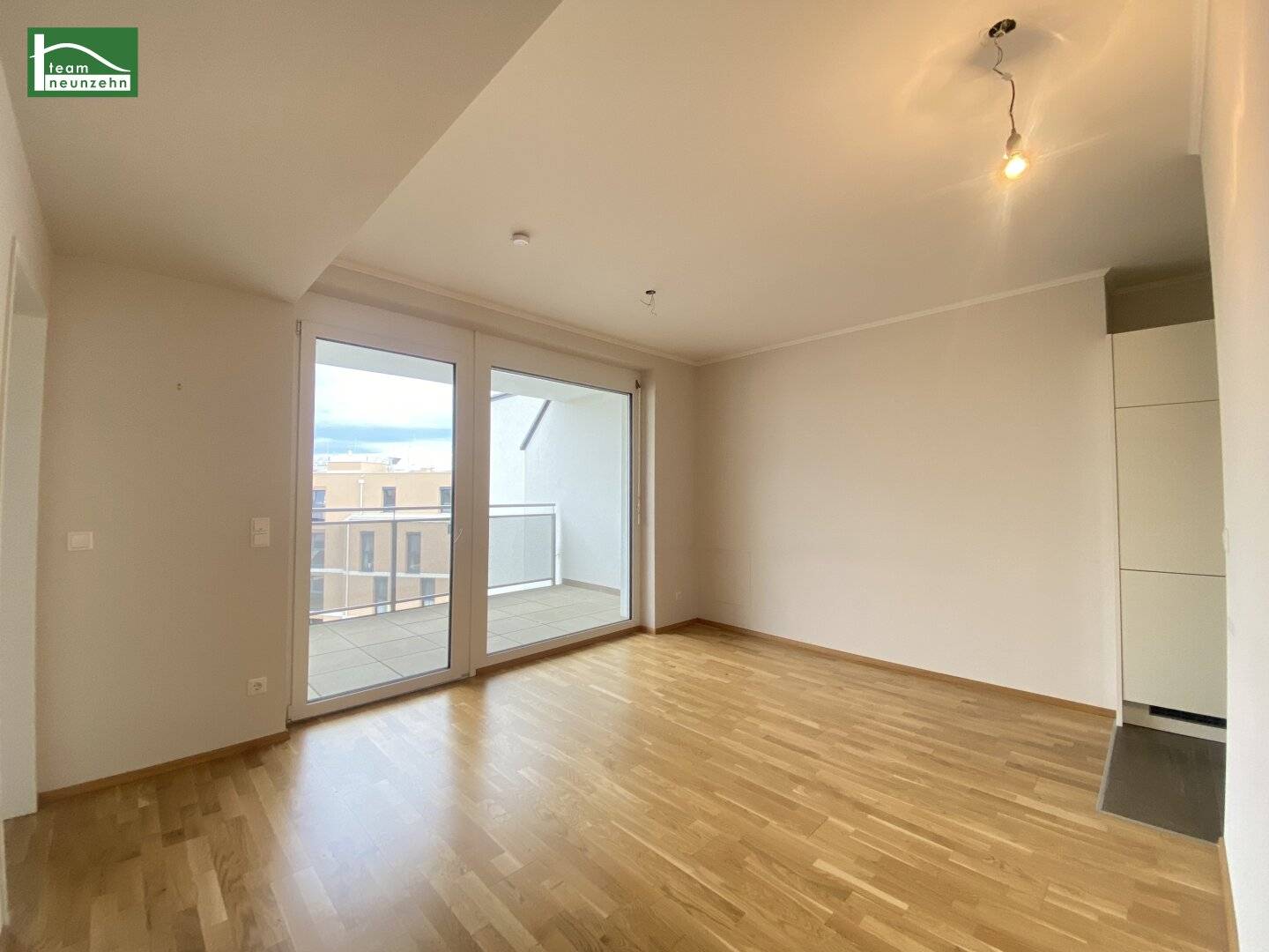 Courtyard-facing new build apartment near S-Bahn S7 Kaiserebersdorf with large loggia and storage room