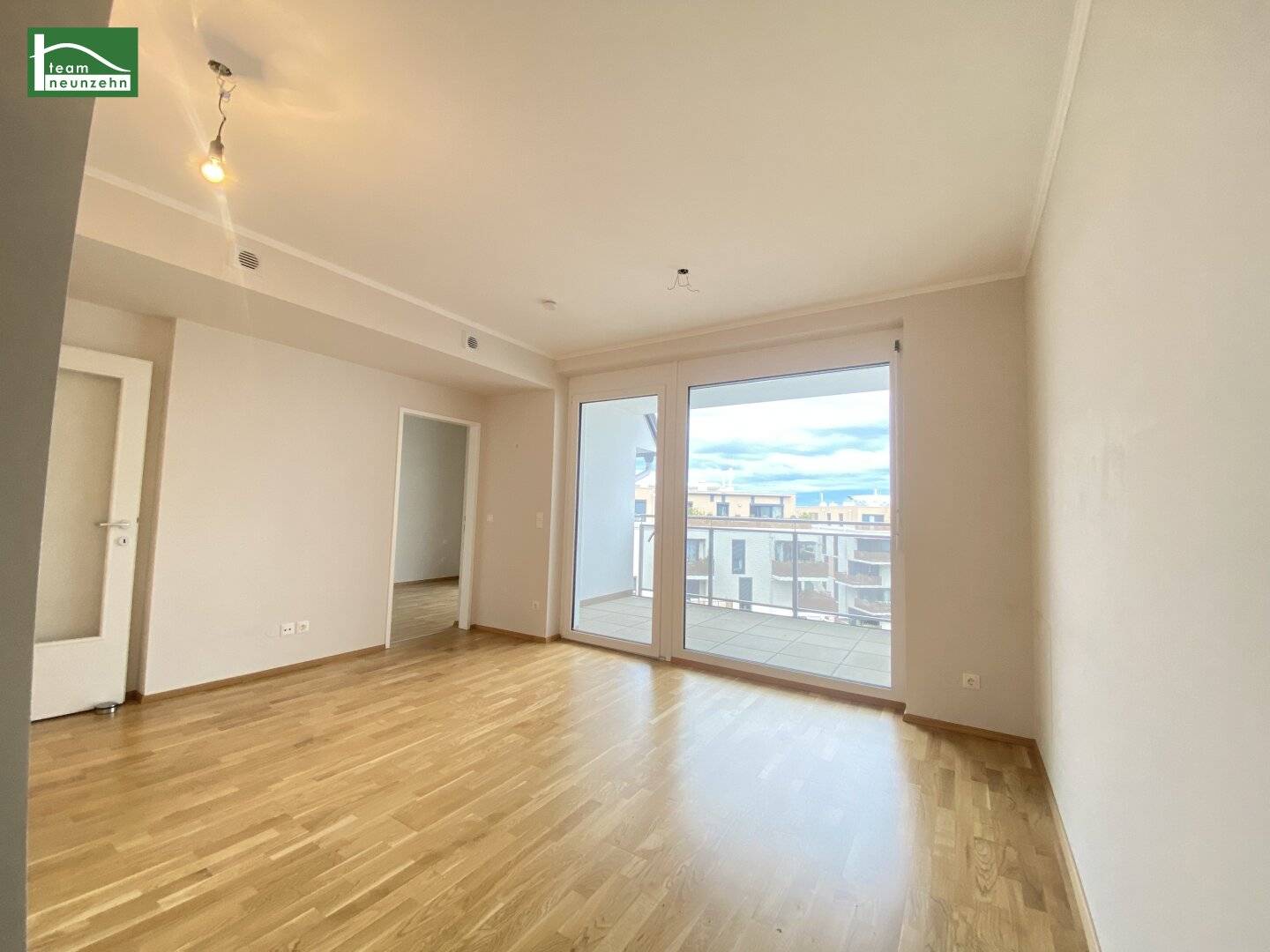 Courtyard-facing new build apartment near S-Bahn S7 Kaiserebersdorf with large loggia and storage room