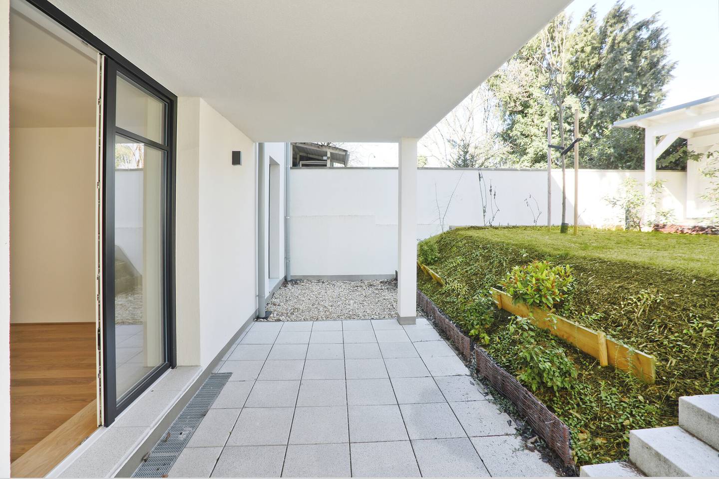 Erdgeschosswohnung with garden near Lainzer Tiergarten
