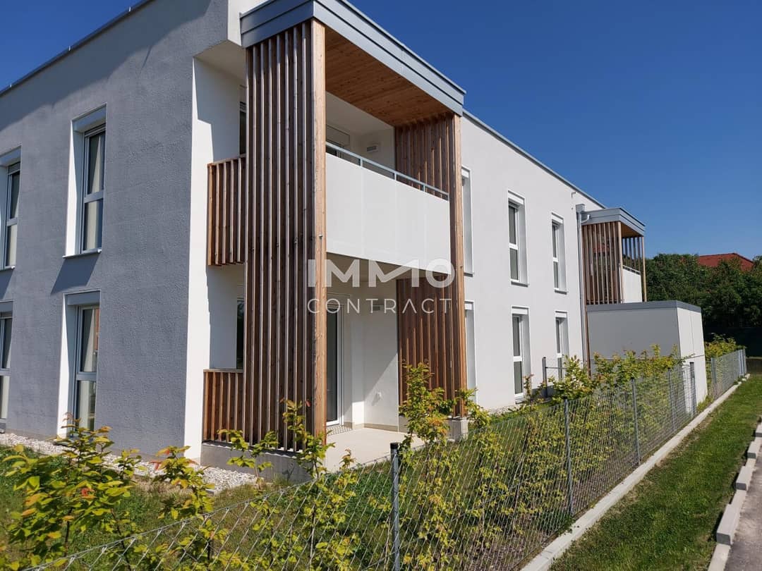 Kapelln - Quellengasse: Modern residential complex with 6 townhouses and 26 apartments