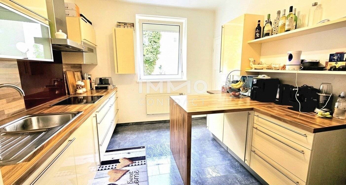 Multi-family House Center Wiener Neustadt