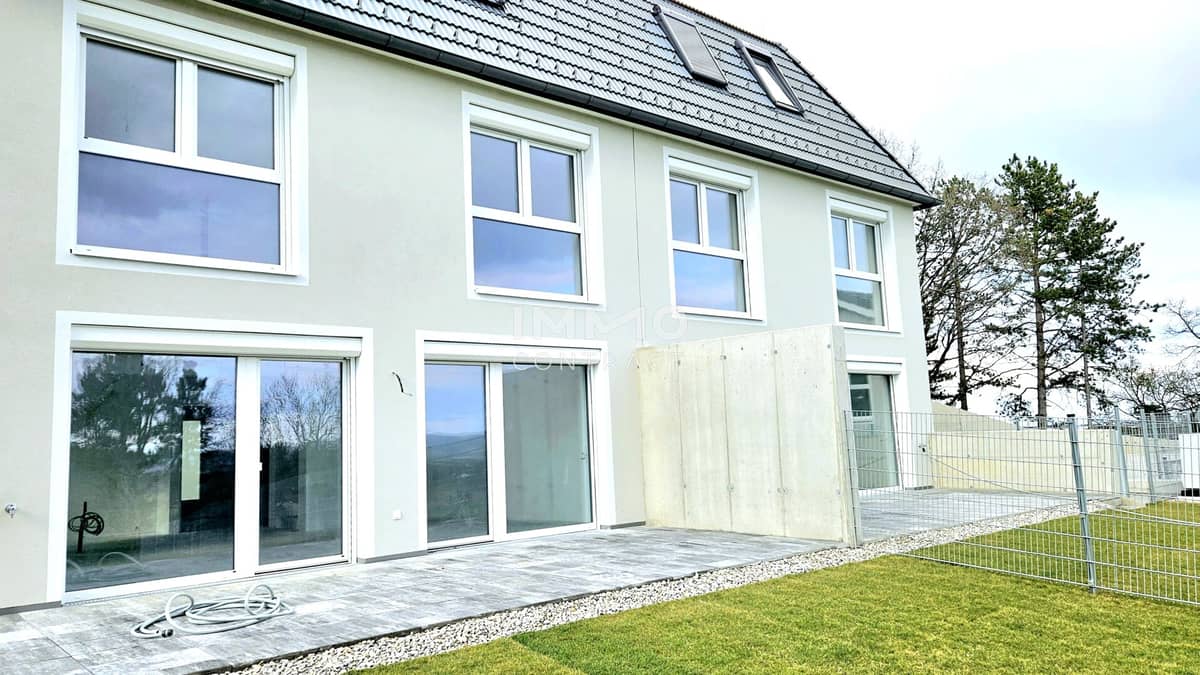 Doppelhaushälfte mit Garten in Bad Fischau