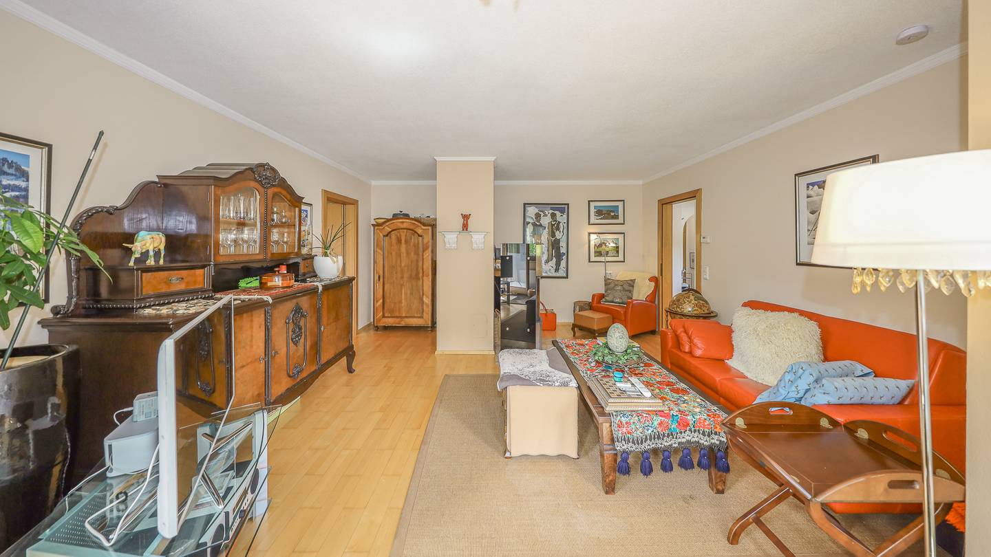 Wohnung mit zwei Balkonen nahe Schwarzsee