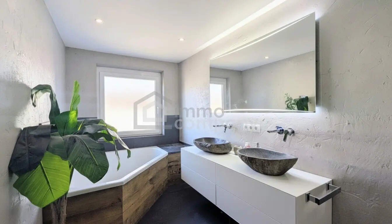 Wohnung with mountain view and two loggias