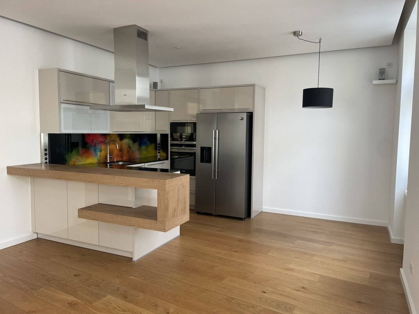 Wohnung neuwertige Markenküche barrierefrei