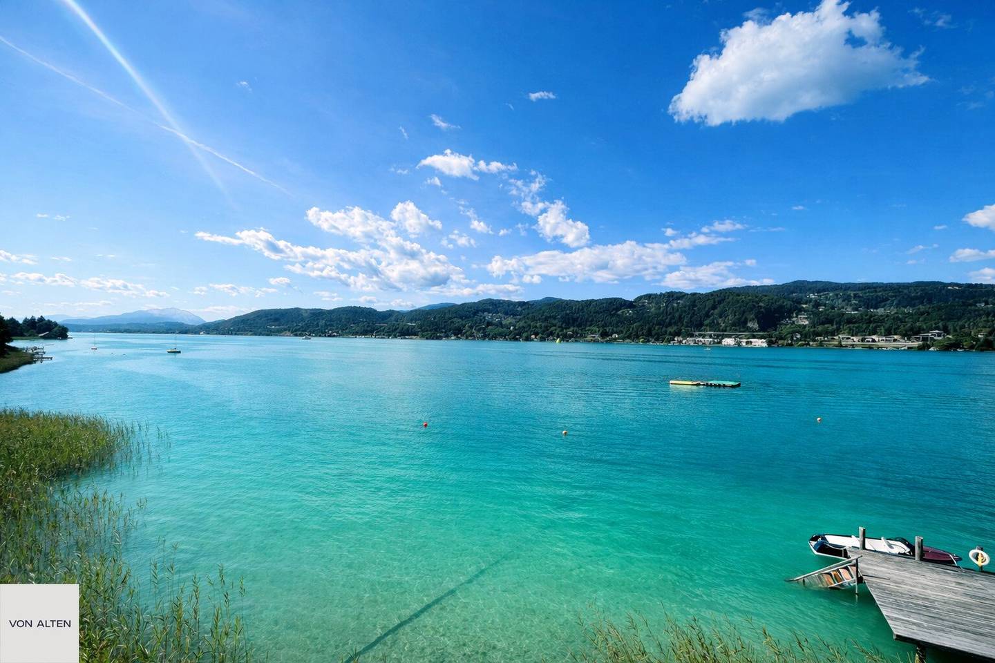 Apartment at Lake Wörthersee with private lake access