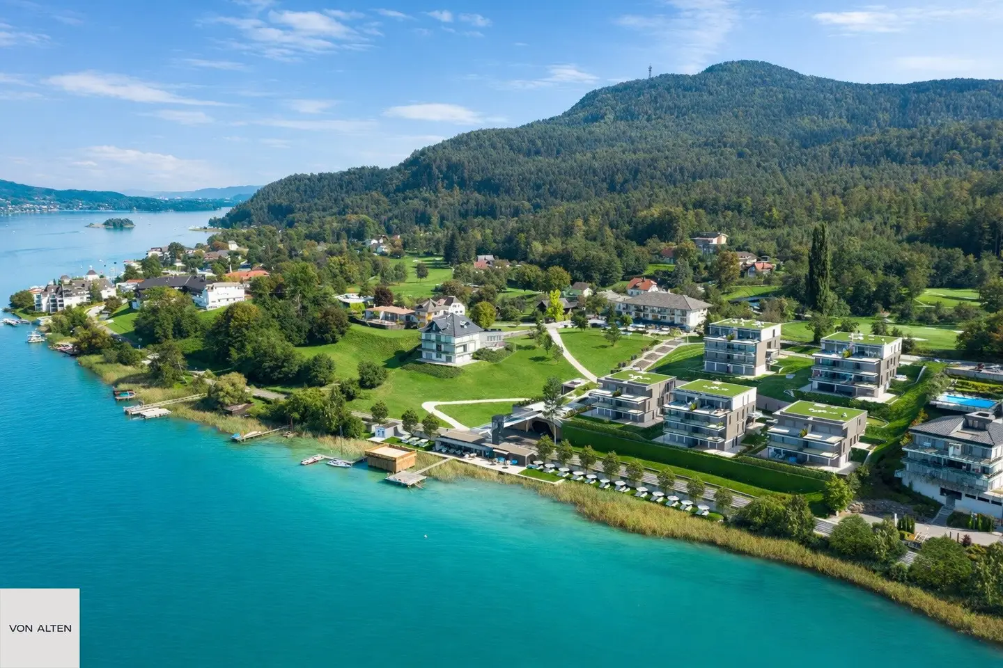 Apartment at Lake Wörthersee with private lake access