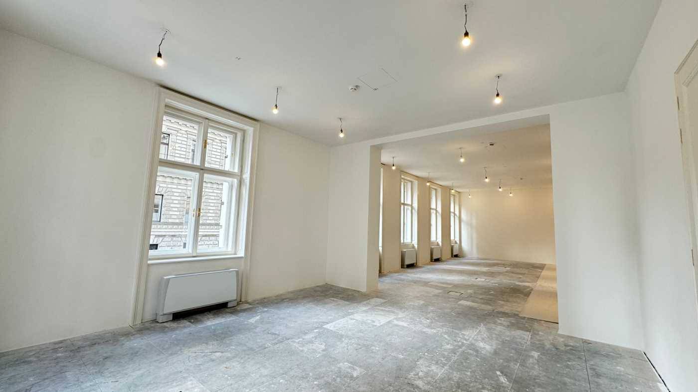 Office Space 662m² City Center