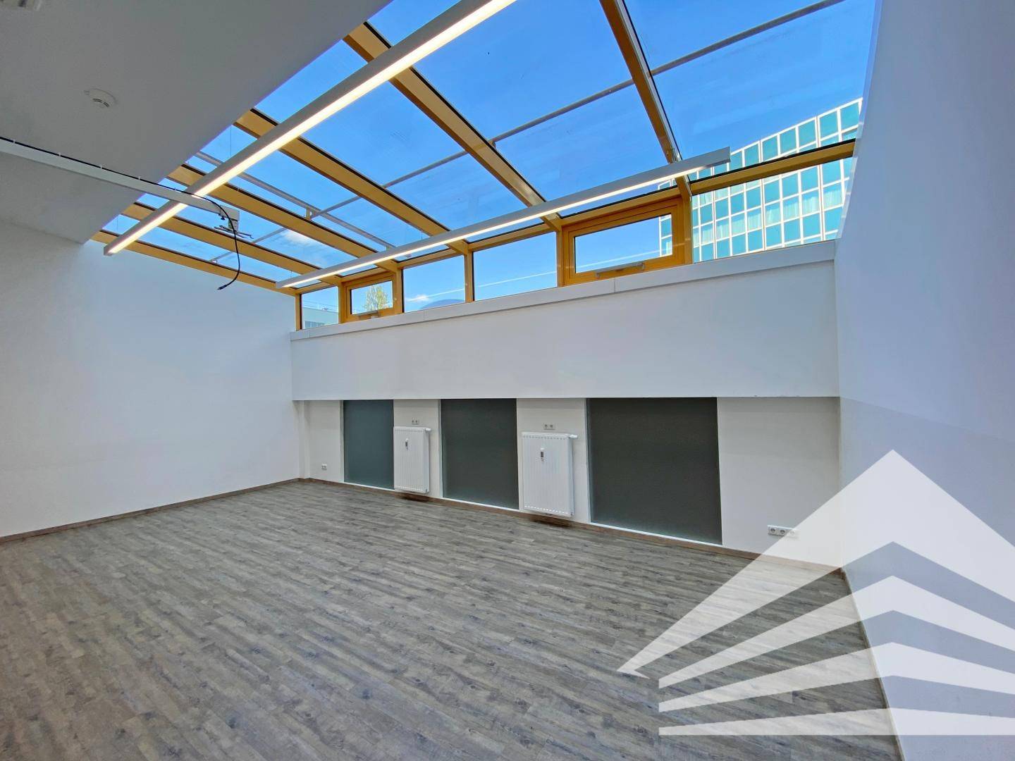 Newly renovated office 259 m² Linz center