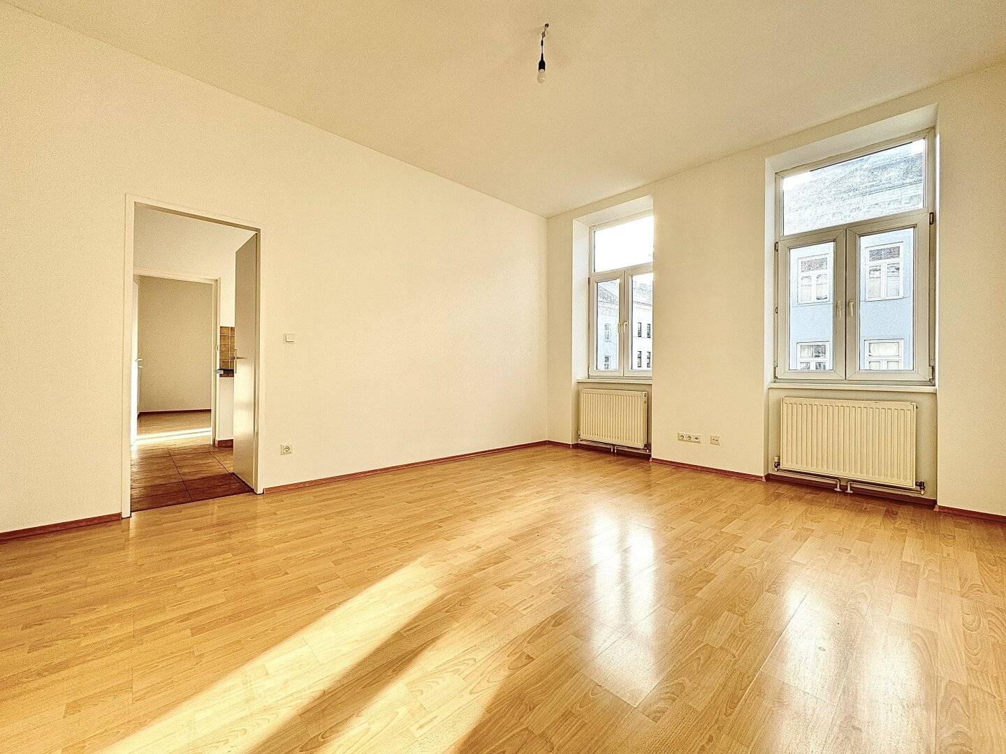 Großzügige Wohnung mit Lift nahe U1