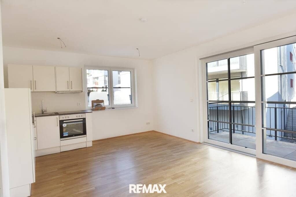 Apartment in the center near Traunsee with balcony