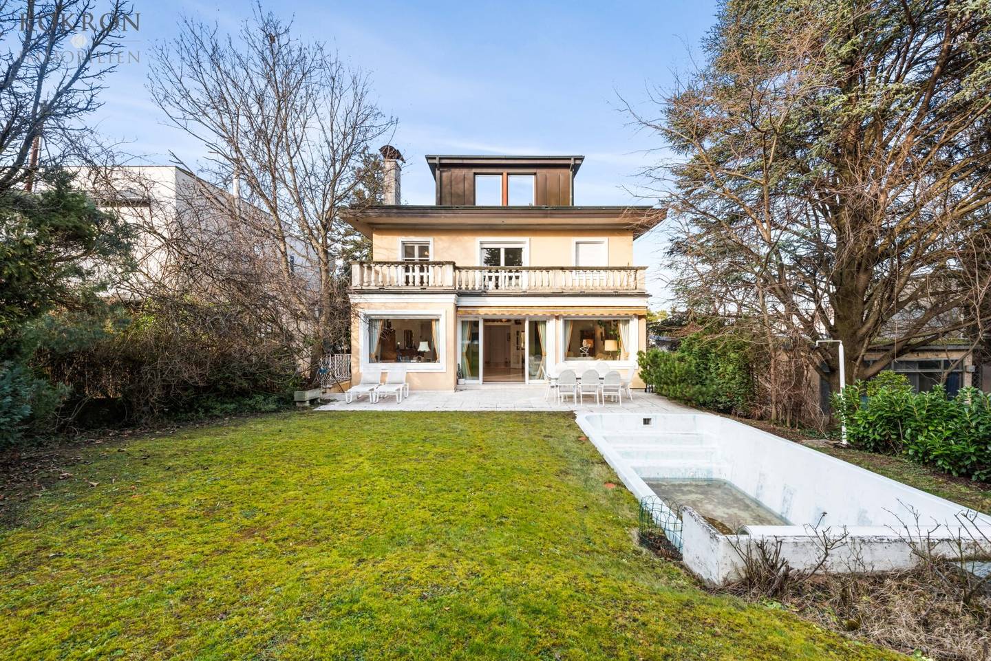 Elegante Villa mit Garten in Währing