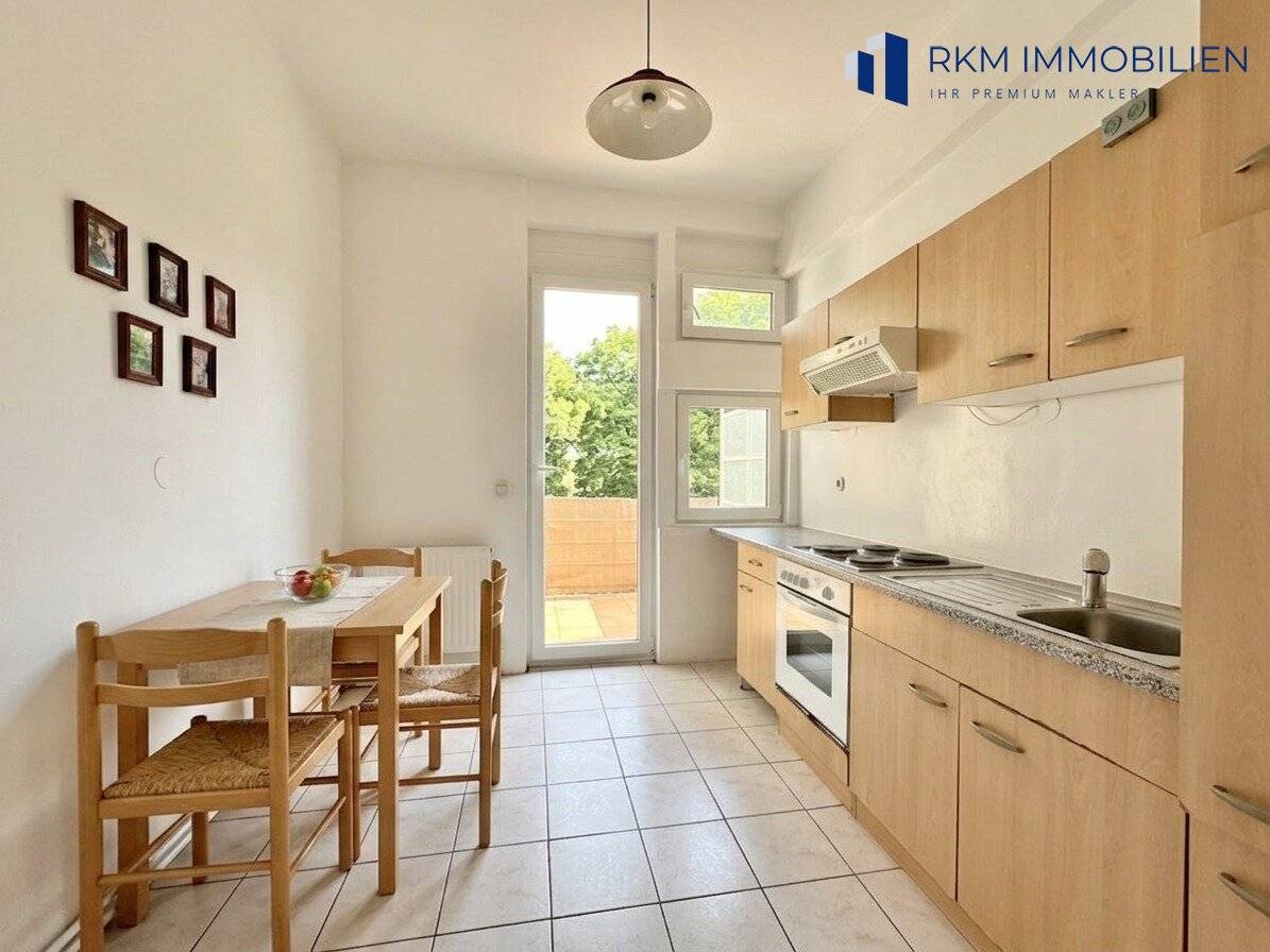 Helle 2-Zi-Wohnung mit Loggia, Neubau