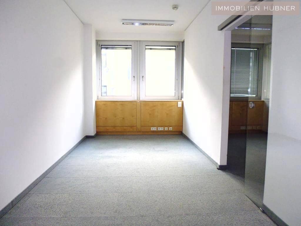 Office Space 400m² Vienna 5th with Terraces