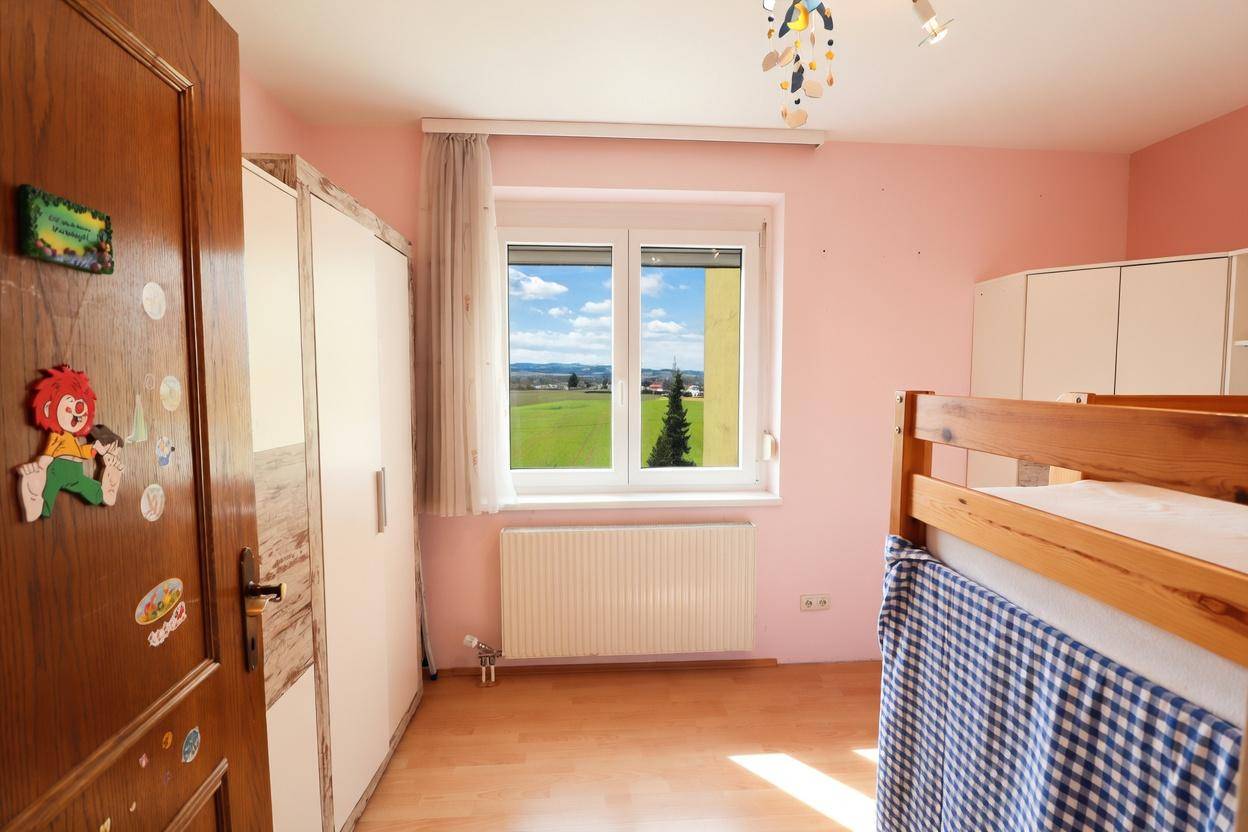 Wohnung mit Lift Tiefgarage und Loggia