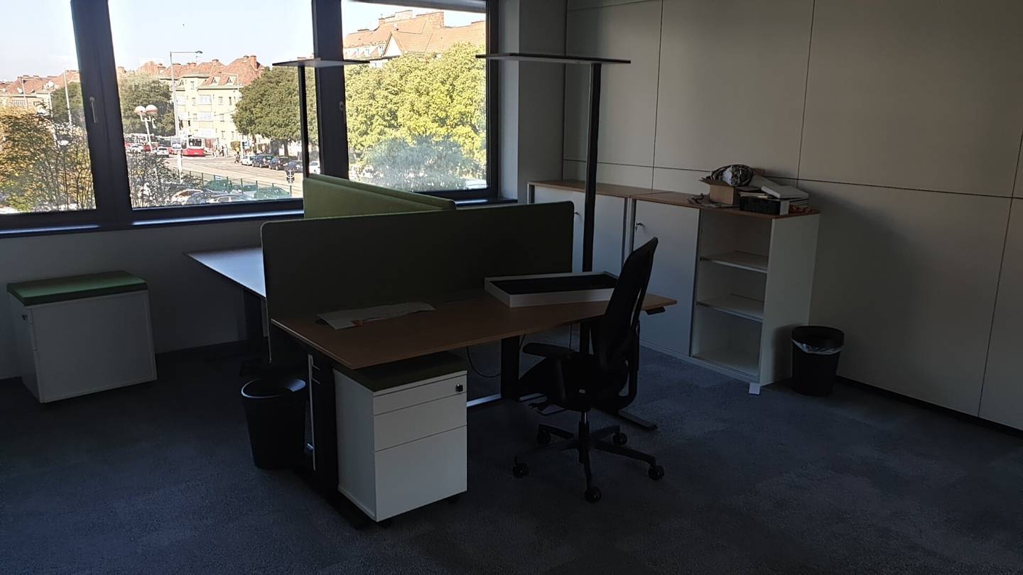 Office 263m² Favoriten, Vienna