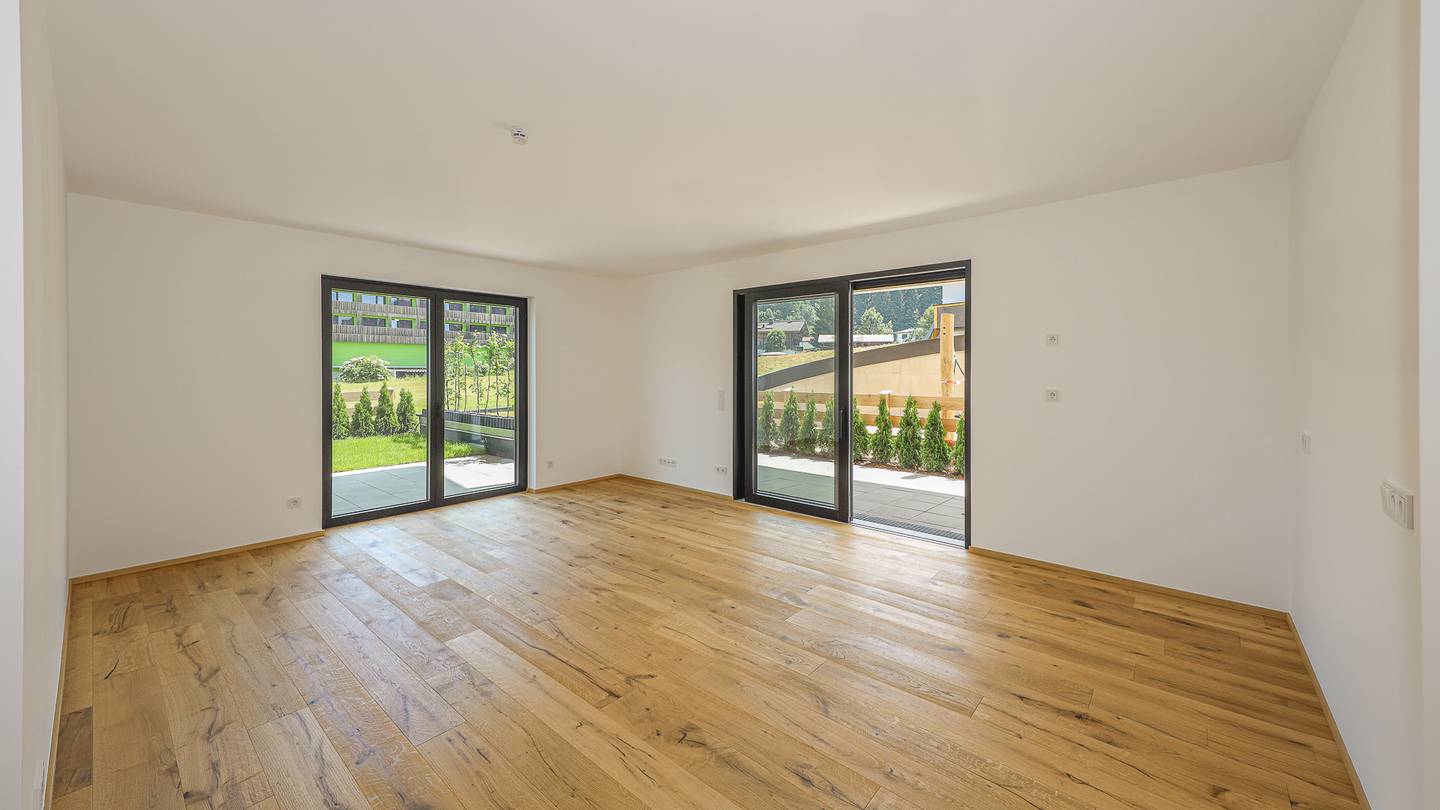 Erdgeschosswohnung mit eigenem Garten und Terrasse