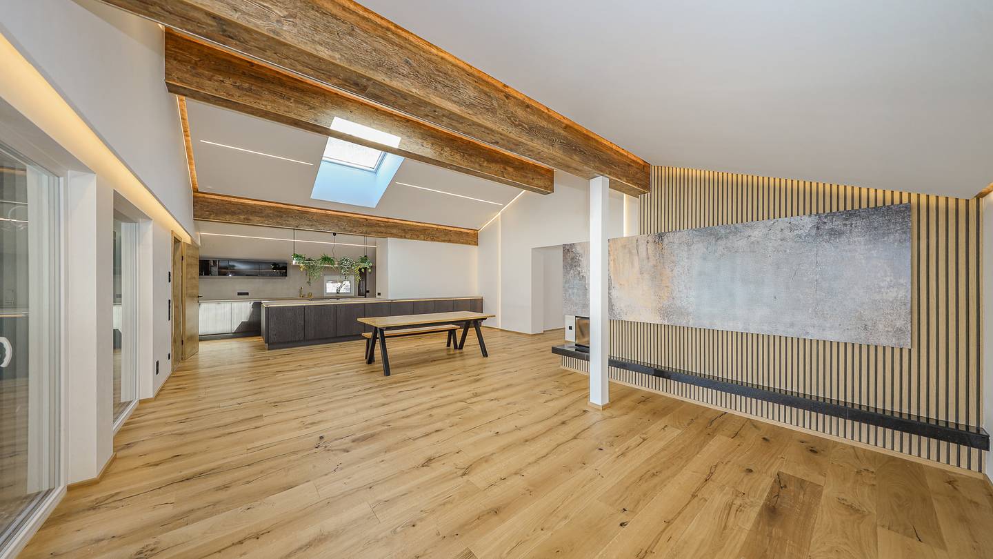 Penthouse mit großer Terrasse und Garten im Zentrum