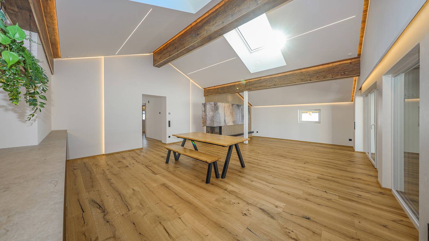 Penthouse mit großer Terrasse und Garten im Zentrum